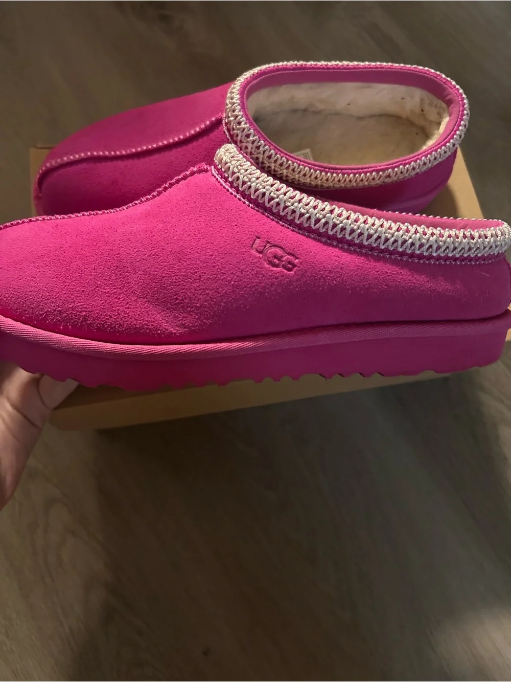 UGG Hot Pink tasman 7.5 woman